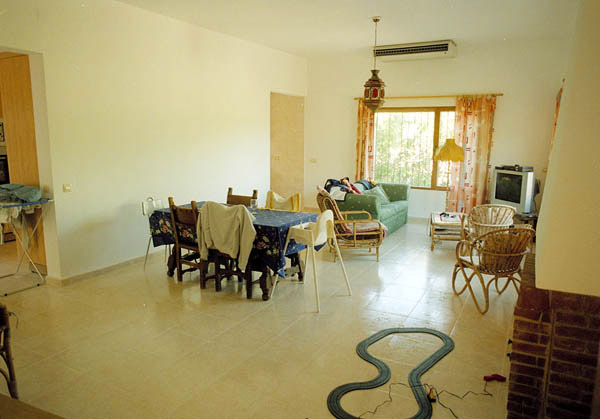 jan2005_04